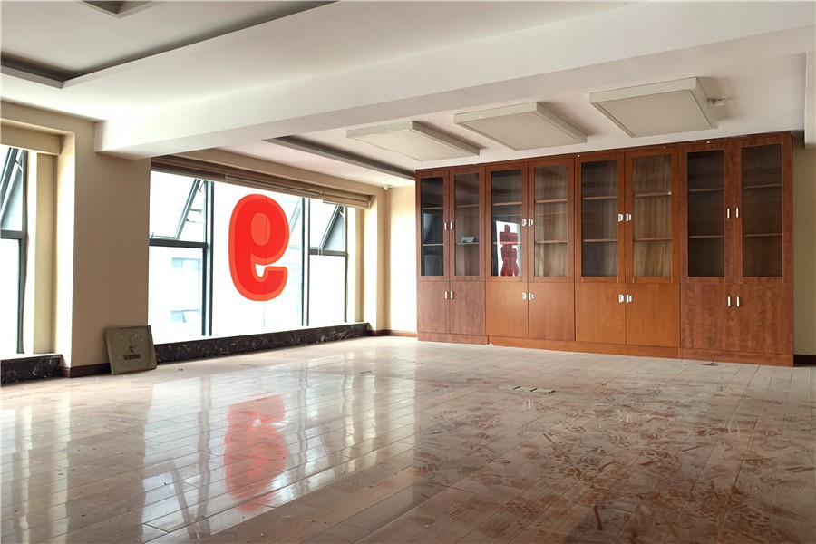 东鹏创富商务广场面积340平